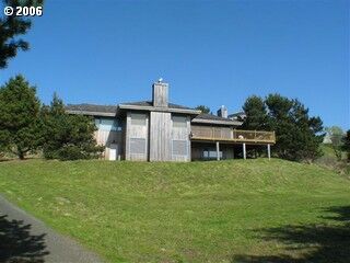 Property Photo:  90093 Ocean Dr  OR 97146 