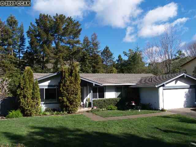 Property Photo:  108 Calle La Montana  CA 94556-1608 