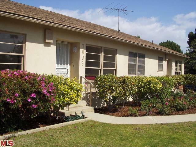 Property Photo:  7801 Flight Ave  CA 90045 