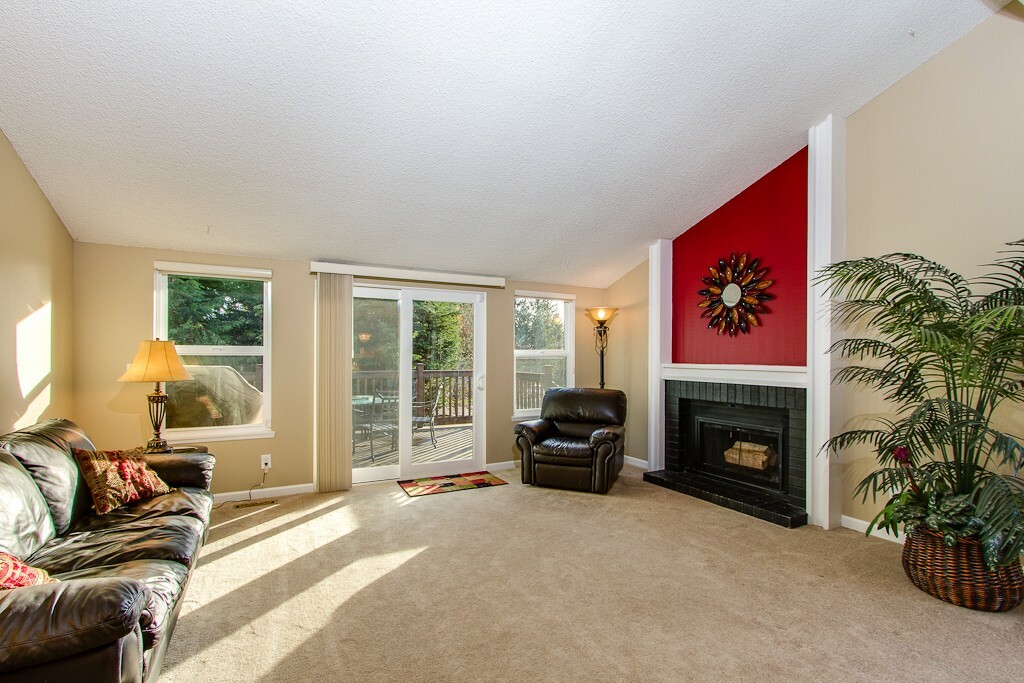 Property Photo:  17401 NE 138th St  WA 98052 