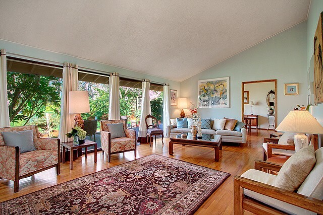 Property Photo:  7448 Mercer Terrace Dr  WA 98040 