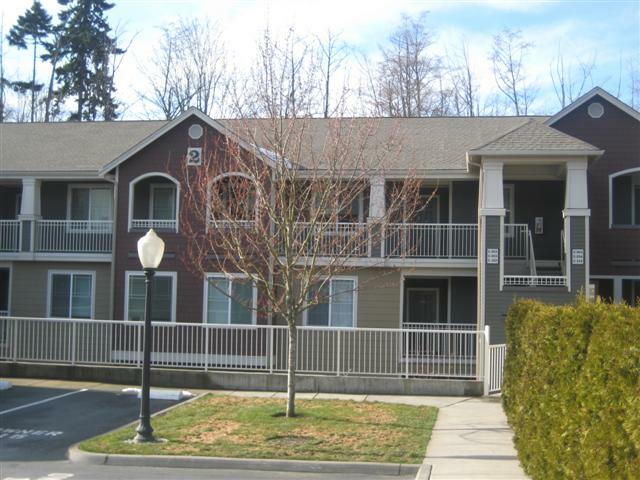 Property Photo:  15302 40th Av Ct W 2103  WA 98087 