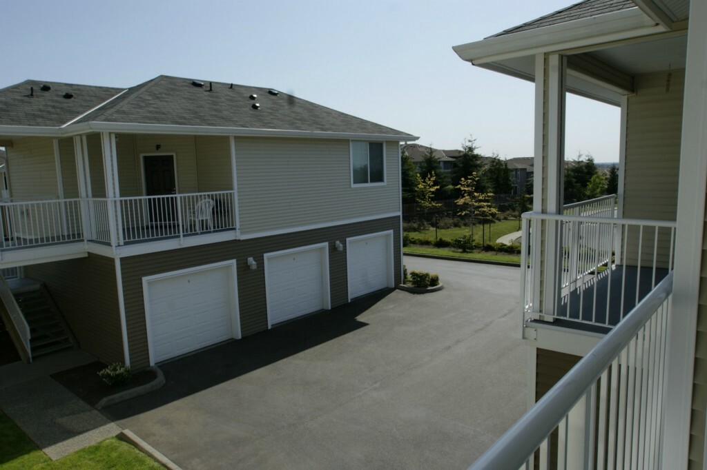 Property Photo:  5921 Kennedy Ave SE 4C  WA 98092 