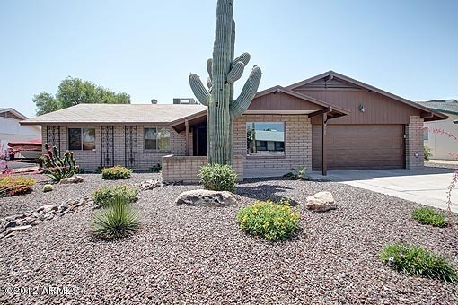 Property Photo:  3107 E Sierra Street  AZ 85028 