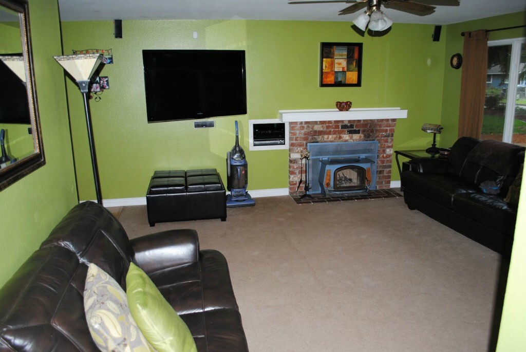 Property Photo: 26719 166th Place SE WA 98042