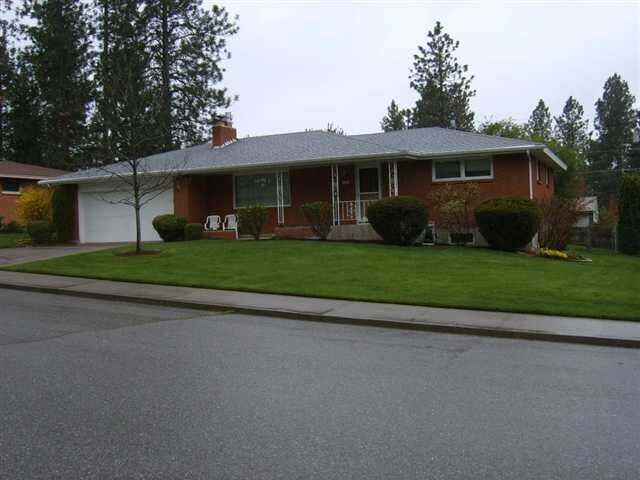 Property Photo: 6527 N Winston Dr WA 99208