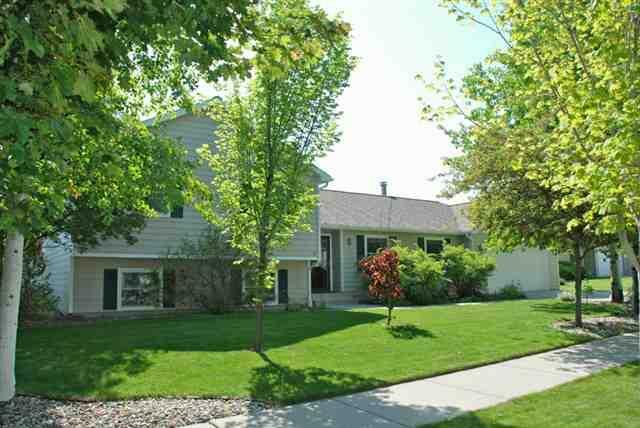 Property Photo:  510 S Yellowstone Avenue  MT 59718 