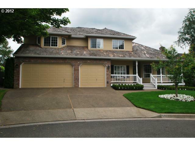 Property Photo: 5604 Grand Oaks Dr OR 97035