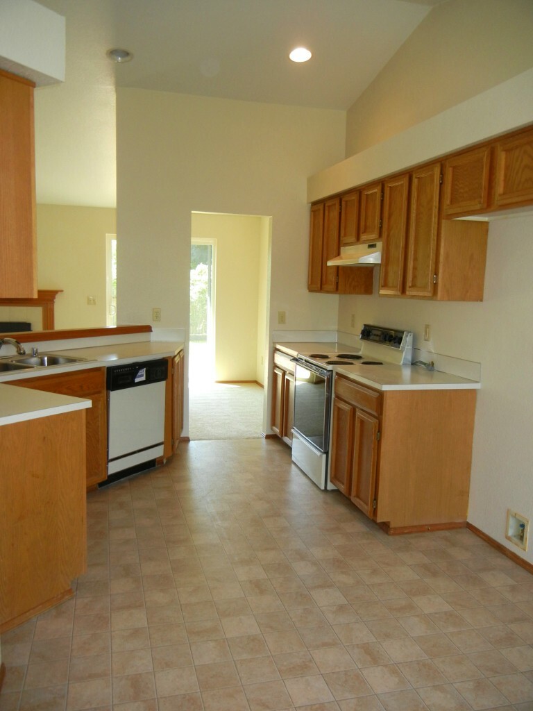 Property Photo: 35705 18th Ave SW WA 98023