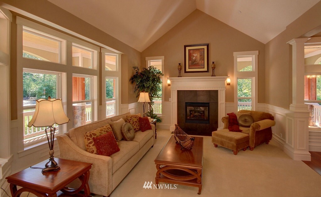 Property Photo: 8303 250th Avenue NE WA 98053