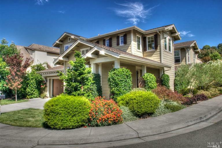 Property Photo:  24 Hollyleaf Way  CA 94949 