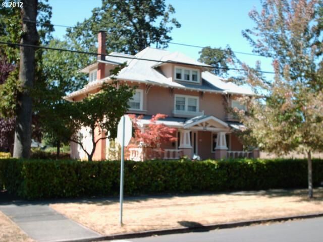 Property Photo: 1506 Cedar St OR 97116