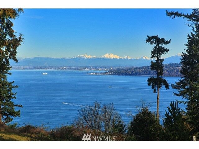 Property Photo:  8053 Toma Lane  WA 98236 