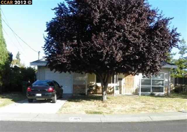 Property Photo:  2306 Tennent Ct  CA 94564 