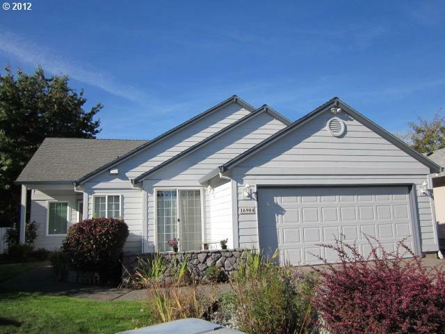 Property Photo: 16904 SE 30th Cir WA 98683