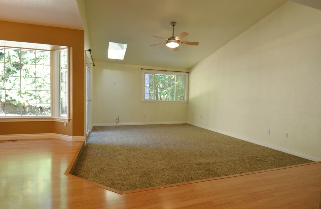 Property Photo:  14036 SE 141st St  WA 98059 