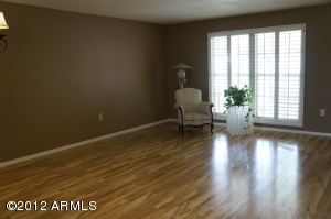 Property Photo: 10537 W Palmeras Drive AZ 85373