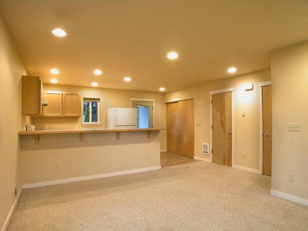 Property Photo:  5863 Cedar St  WA 98248 