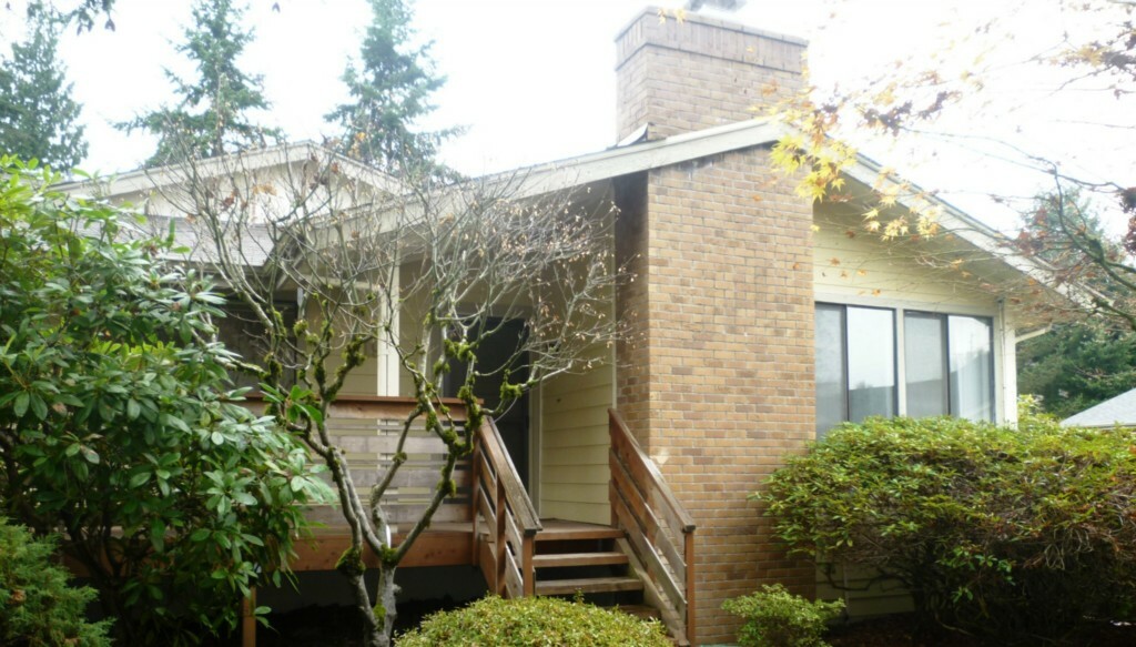 Property Photo: 2440 140th Ave NE 19 WA 98005