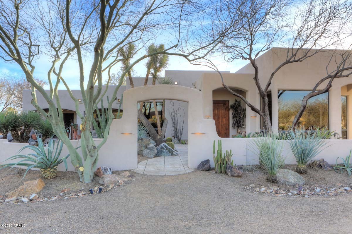 Property Photo:  6216 N Cattletrack Road  AZ 85250 