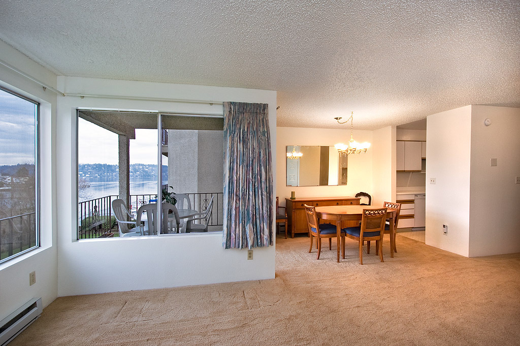 Property Photo:  9030 Seward Park Ave S 308  WA 98118 