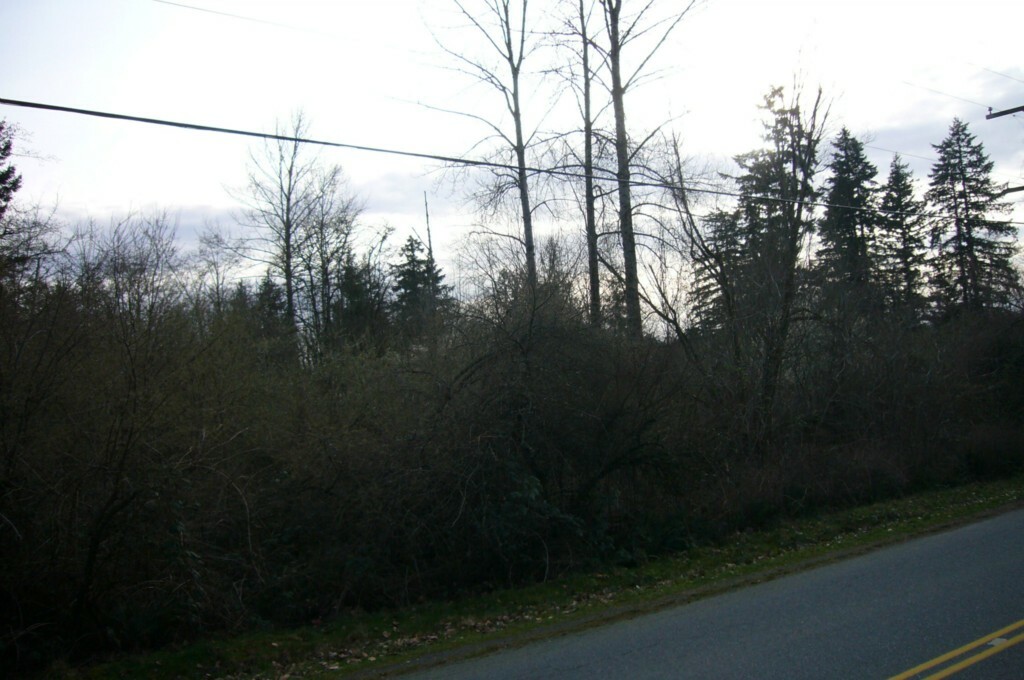 Property Photo:  2xxx SE 127th St  WA 98027 