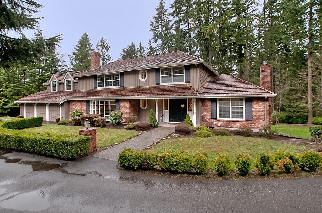 Property Photo:  12402 169th Ave NE  WA 98052 