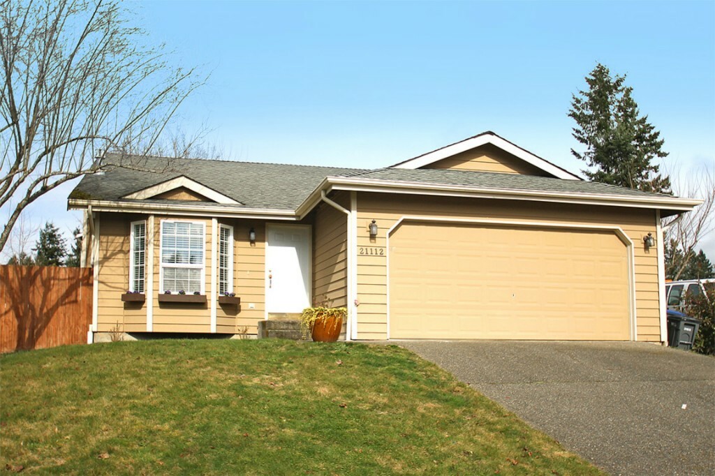 Property Photo:  21112 SE 278th Place  WA 98038 