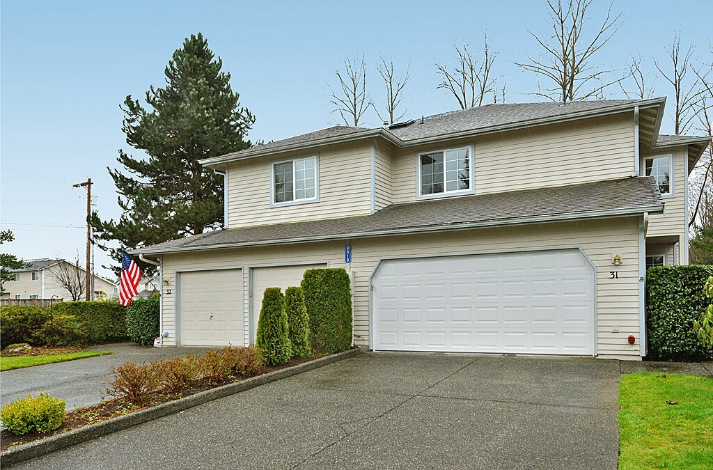 Property Photo:  9818 2nd St SE 31  WA 98258 