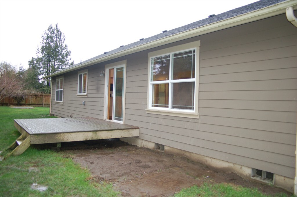 Property Photo: 701 Kobe Ct WA 98247