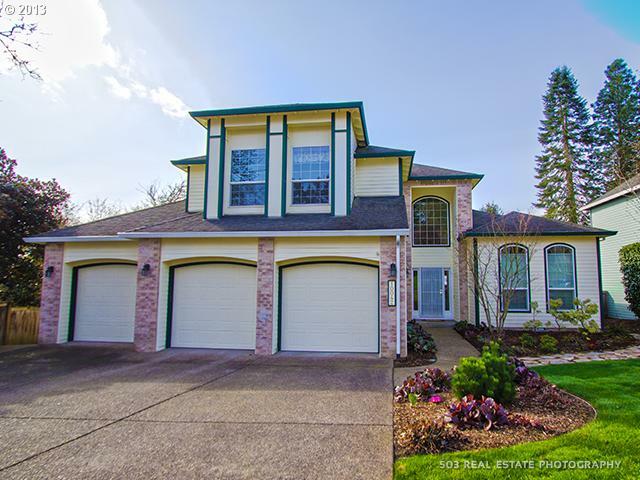 Property Photo: 10042 SW Lady Marion Dr OR 97224