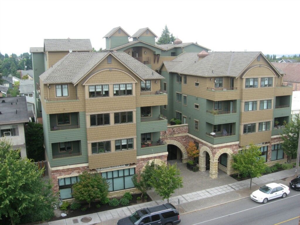 Property Photo:  4123 California Ave SW 304  WA 98116 