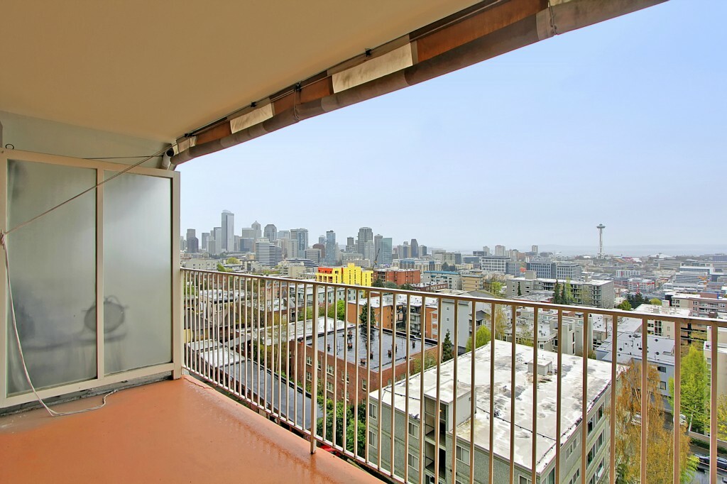 Property Photo:  525 Belmont Ave E 8E  WA 98102 