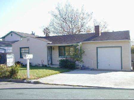 Property Photo:  504 Wapello Street  CA 91001 