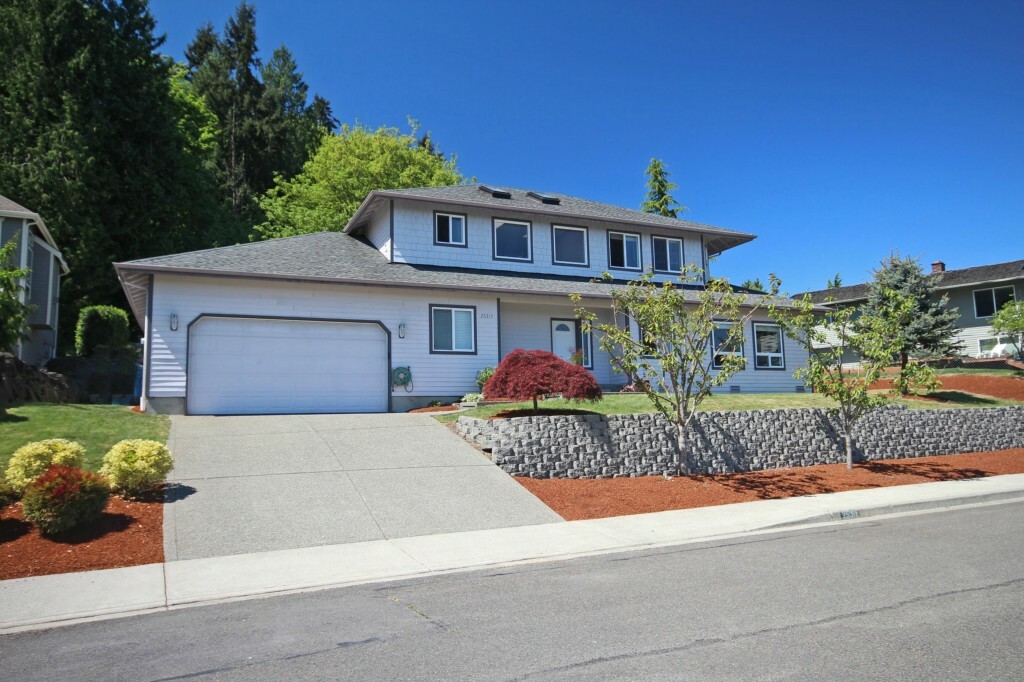 Property Photo:  25317 42nd Place S  WA 98032 