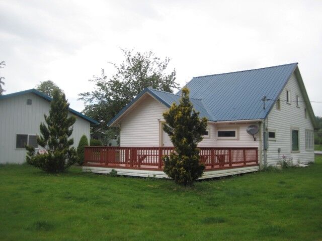 Property Photo:  2942 US Highway 12  WA 98585 