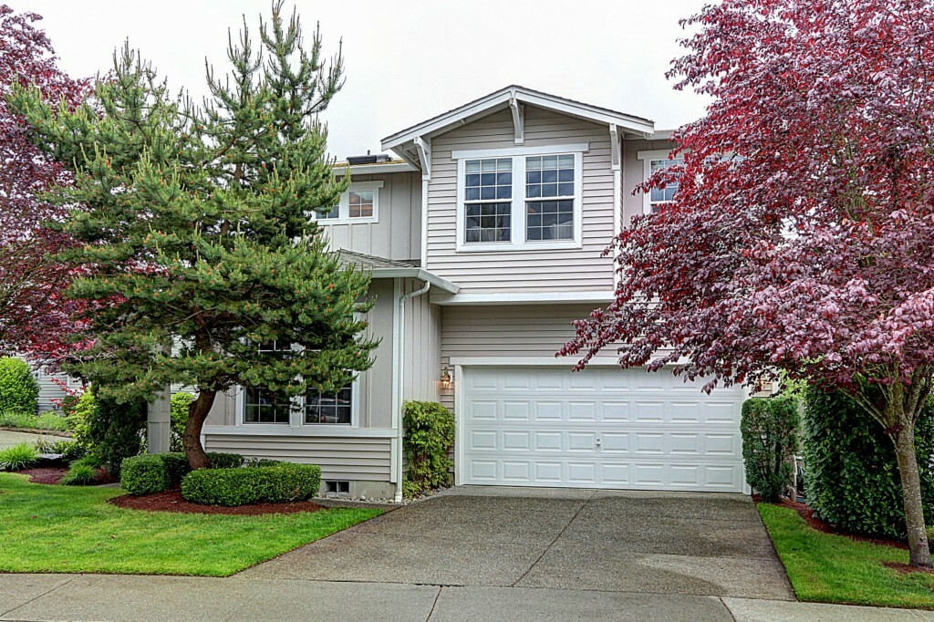 Property Photo:  5031 NE 4th Place  WA 98059 