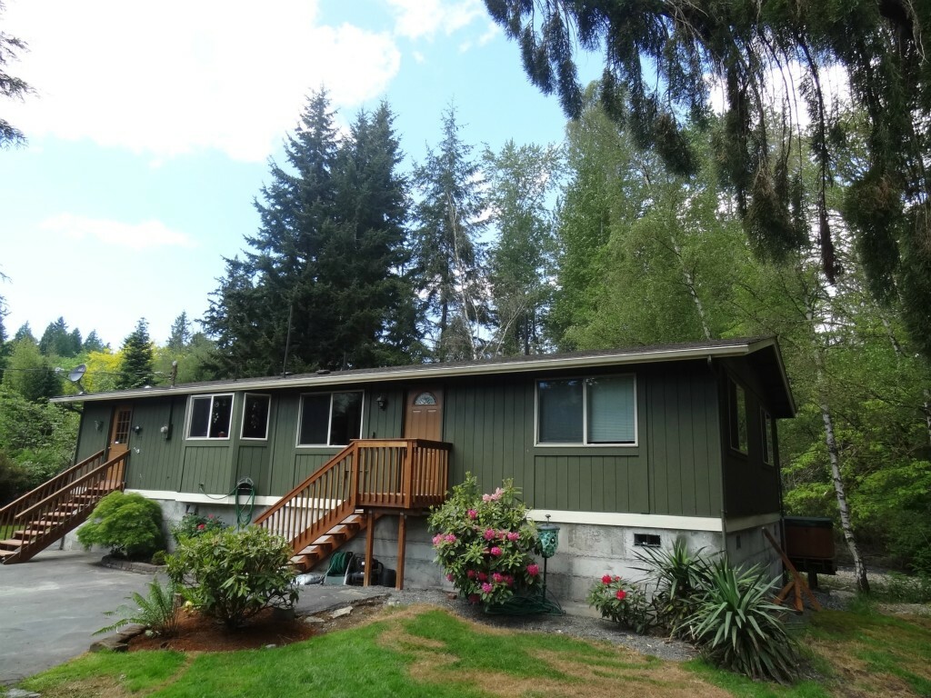 Property Photo:  3213 240th St SE  WA 98021 