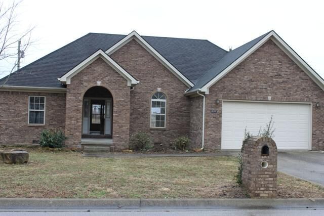 Property Photo: 212 Autumn Court KY 40403