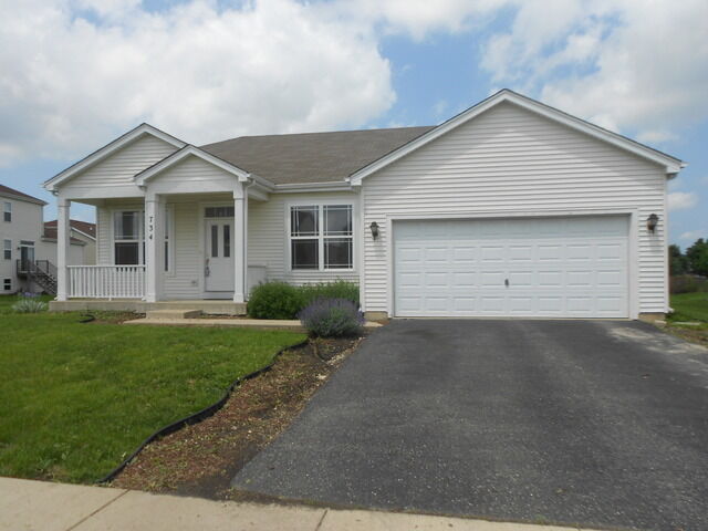 Property Photo:  