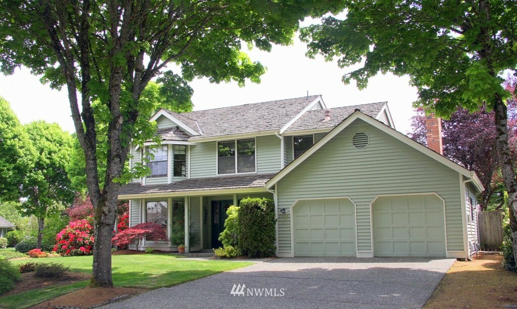 Property Photo:  6036 143rd Court NE  WA 98052 