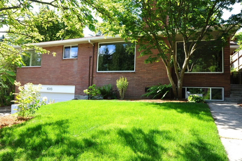 Property Photo: 1313 NW Norcross Wy WA 98177