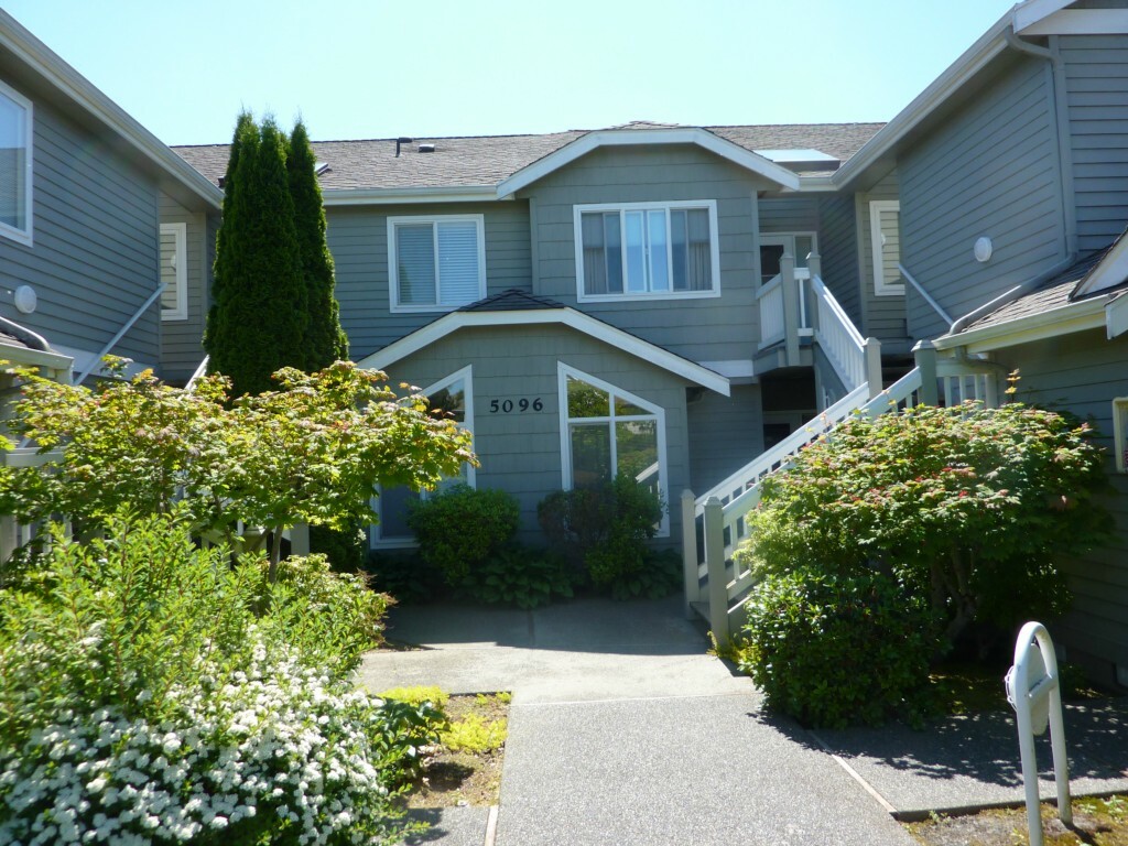 Property Photo: 5096 Festival Blvd 2C WA 98226