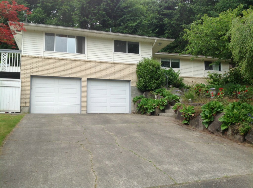 Property Photo:  18731 56th Ave NE  WA 98028 