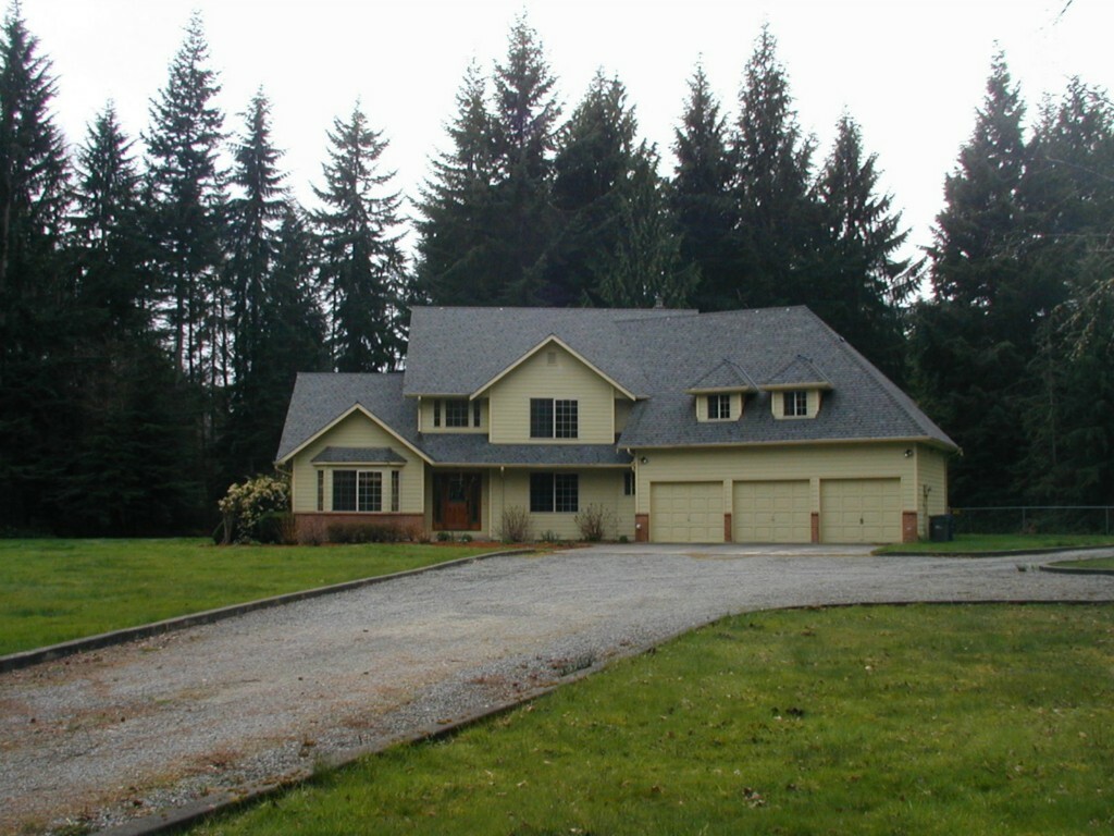 Property Photo:  6620 113th Ave NE  WA 98258 