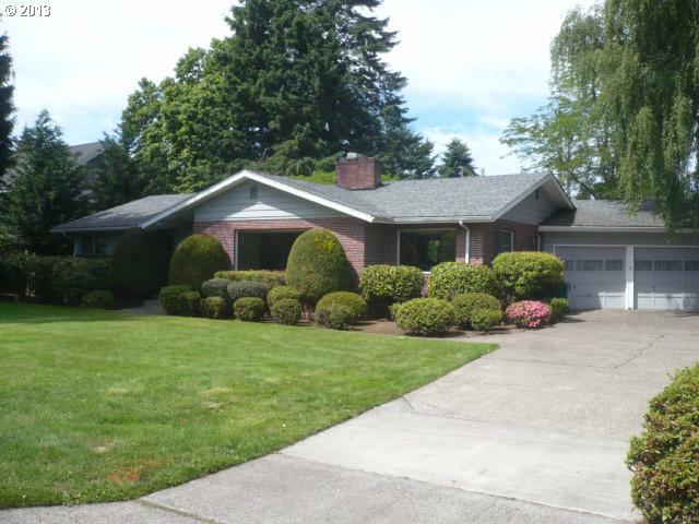 Property Photo:  712 Umatilla Way  WA 98661 