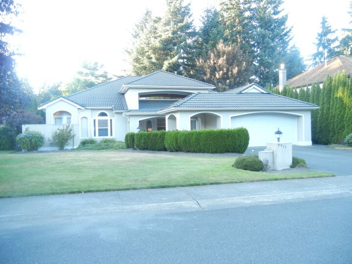 Property Photo: 9011 166th Street Court E WA 98375
