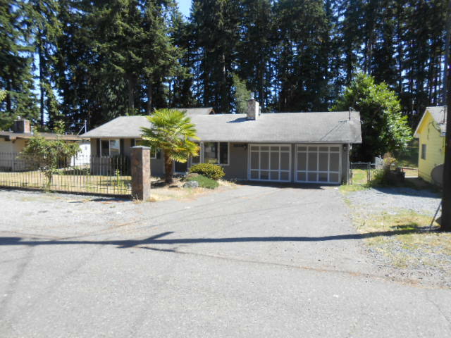 Property Photo:  6030 190th St SW  WA 98036 