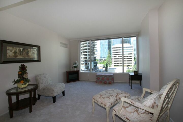 Property Photo: 177 107th Ave NE 1005 WA 98004