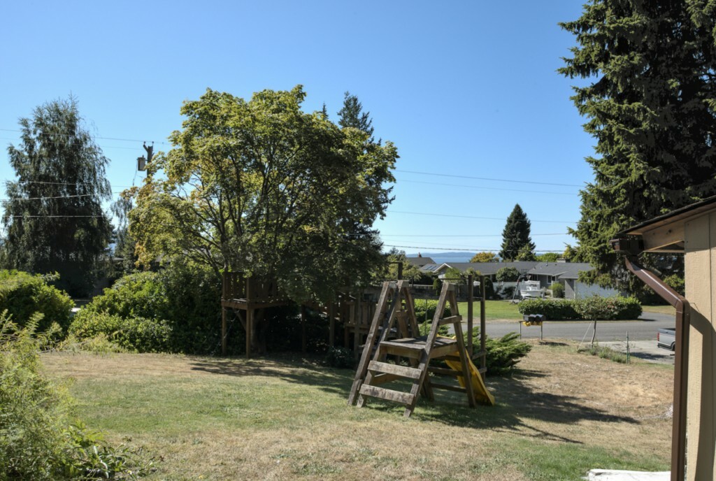 Property Photo:  527 Clark Rd  WA 98225 